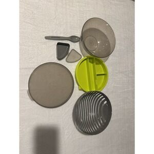 Pampered Chef Salad Cutting Bowl Prep Serve‎ Lunch Vegetables